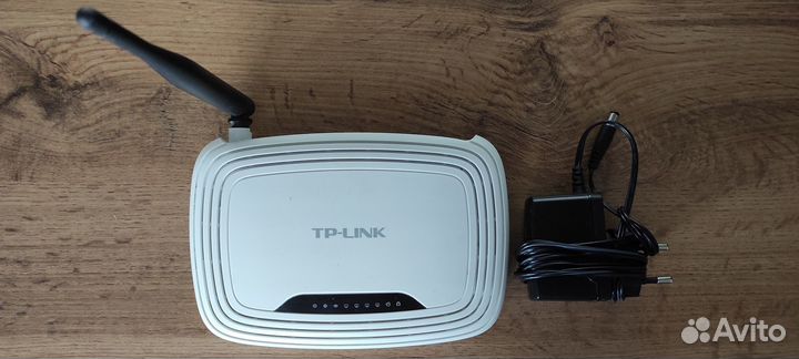 Wi-Fi роутер TP-link TL-WR740N