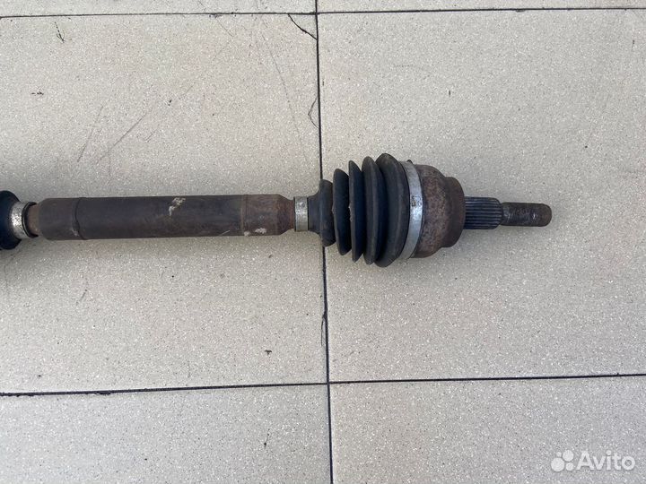 Привод передний правый МКПП Ford Focus 3