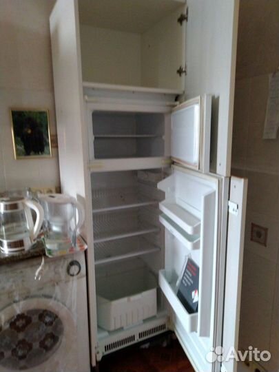 Холодильник встроенный indezit