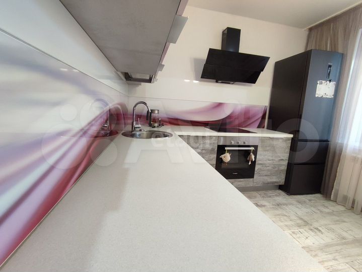2-к. квартира, 72,5 м², 1/5 эт.