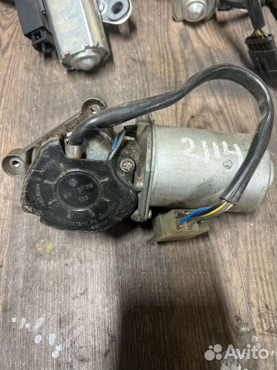 Мотор стеклоочистителя передний 843730 Лада 2114