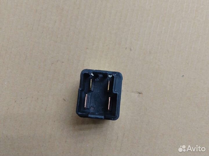 Реле стартера 4х контактное