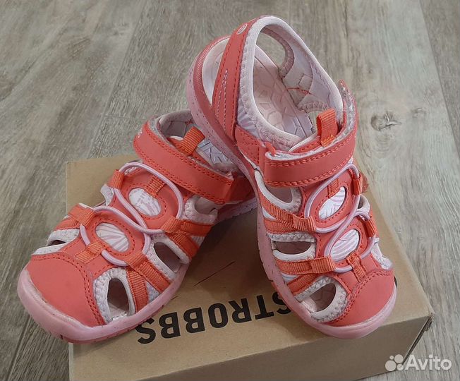 Сандалии для девочки