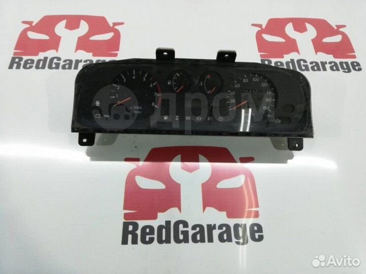 Панель приборов Nissan Terrano 2 R20 KA24E 1994