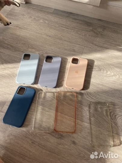 Чехлы на телефон iPhone 12