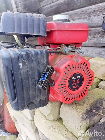 Продам двигатель мотоблока КРОТ отличное состояние