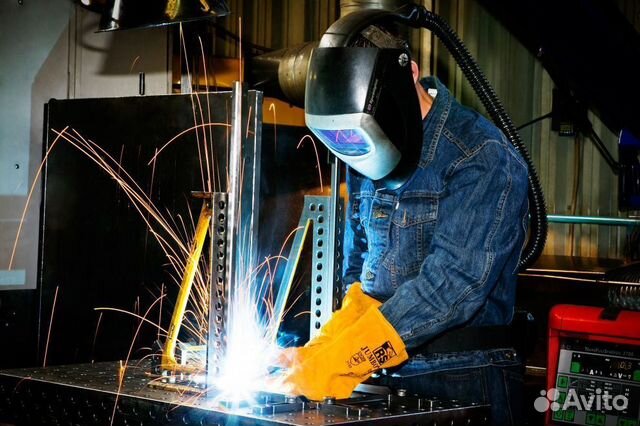 Сварщик на машинах контактной (прессовой) сварки