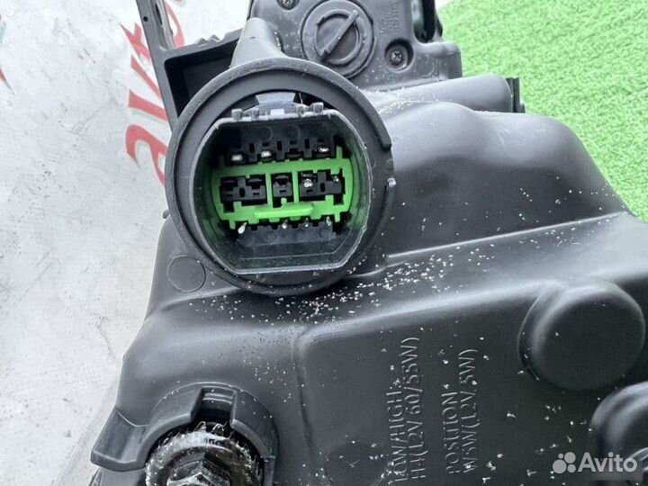 Фара левая Hyundai Solaris HCR G4LC 2017-2020