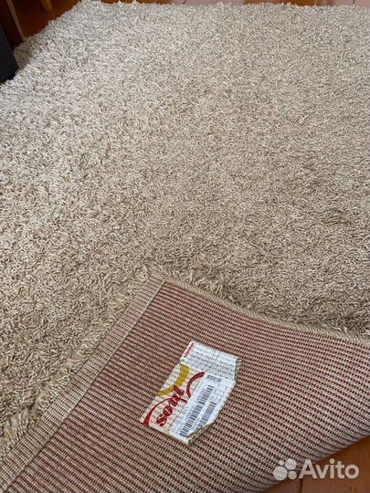 Палас новый