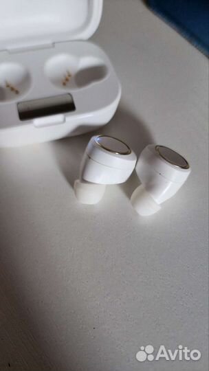 Беспроводные наушники