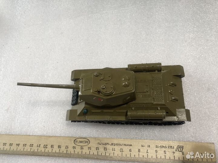 Модель танка т-34-85