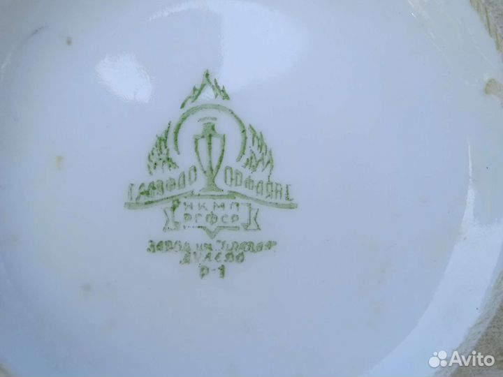 Антикварная тарелка 