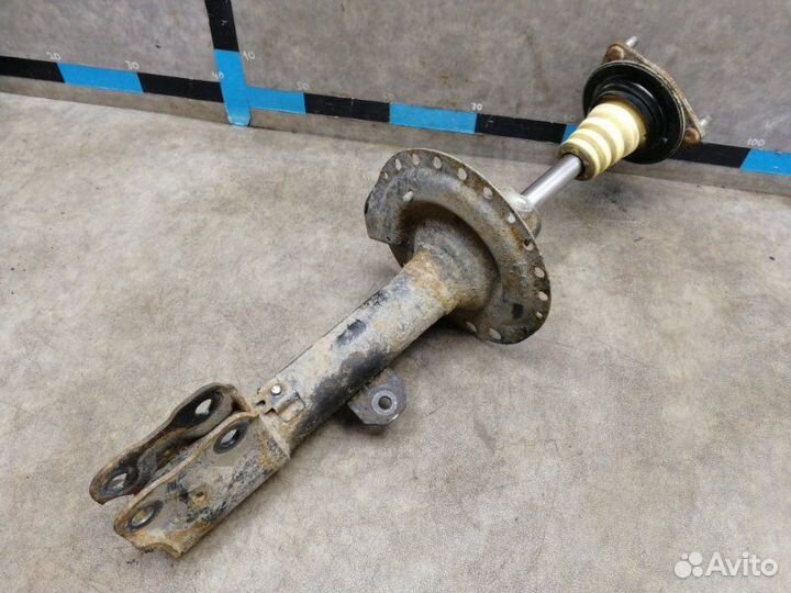 Амортизатор передний левый Mitsubishi Outlander GF