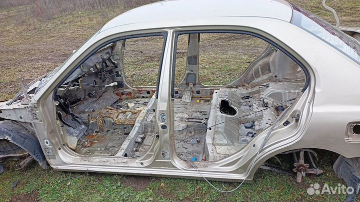 Хендай Акцент порог карниз левый