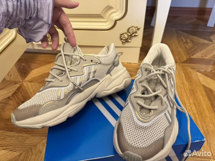 Кроссовки adidas