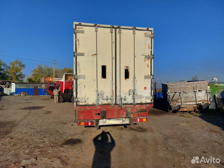 Полуприцеп изотермический Тонар 9746, 2004