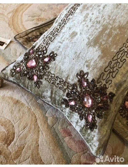 Подушка декоративная