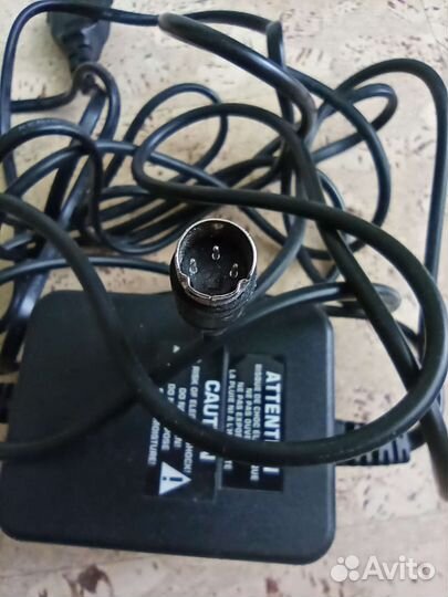 Блок питания для микшера Behringer