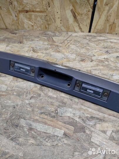 Накладка хром с подсветкой Крайслер Вояджер 01-07г