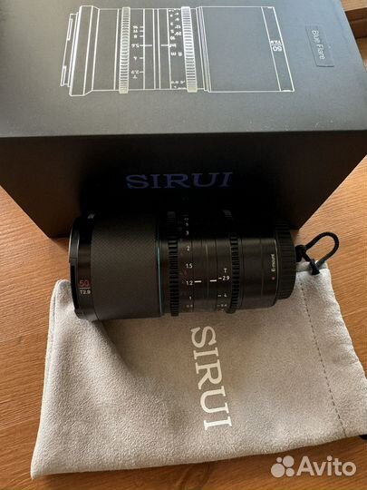 Объектив Sirui Saturn 50mm T2.9 Sony E