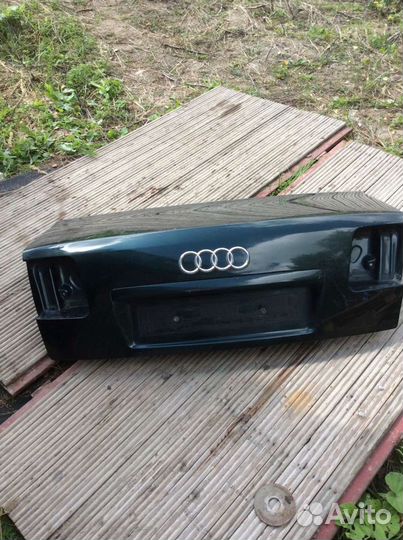 Крышка багажника Audi A8 D3