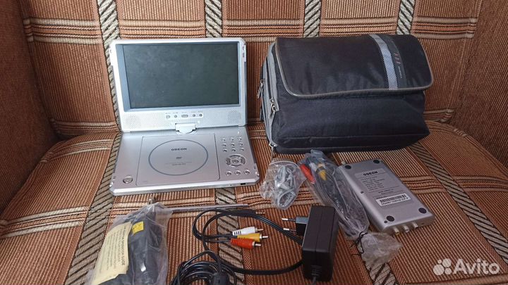 Портативный видеопроигрыватель