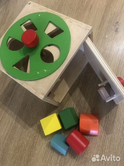 Развивающие игрушки