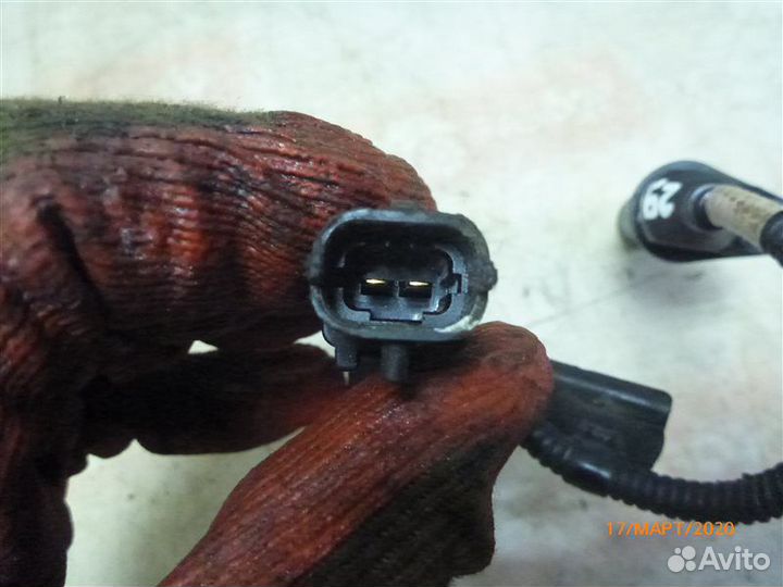 Датчик положения коленвала Kia Rio QB G4FA