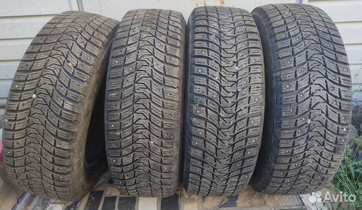 Michelin X-Ice 2 215/65 R16 90H