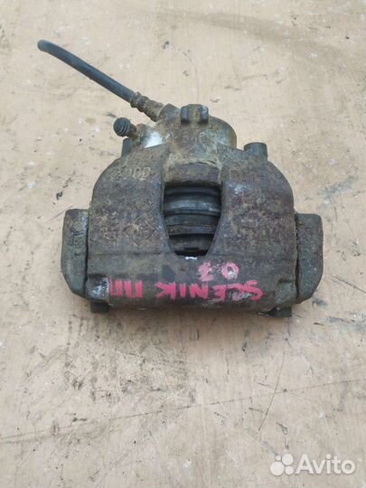 Renault Scenic 2 суппорт передний левый