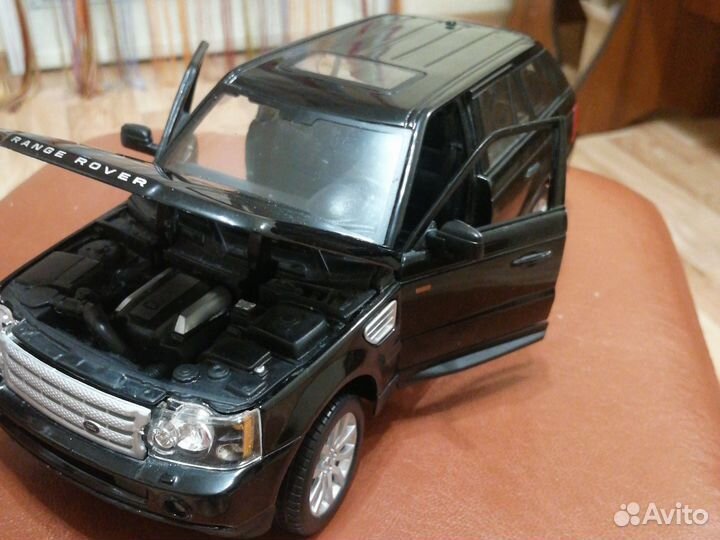 1:18 Range Rover
