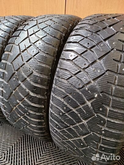 Nitto Therma Spike 265/50 R20
