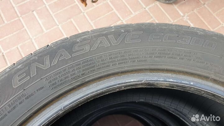Dunlop Enasave EC300 215/50 R17 91W