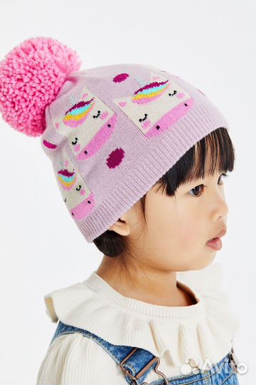 Шапка-бини с помпонами и единорогами 3-4 года