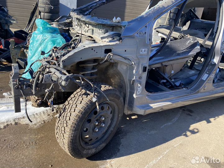 Четверть передняя левая Hyundai Solaris 2016