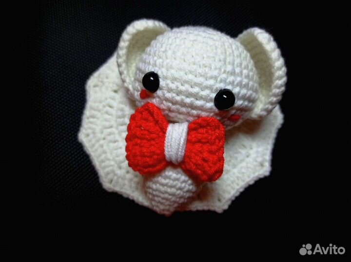 Вязаная летучая мышь амигуруми ручная работа