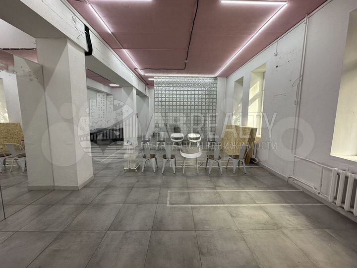 Псн,офис, салон,торгов 160.4 м² у м. Смоленская