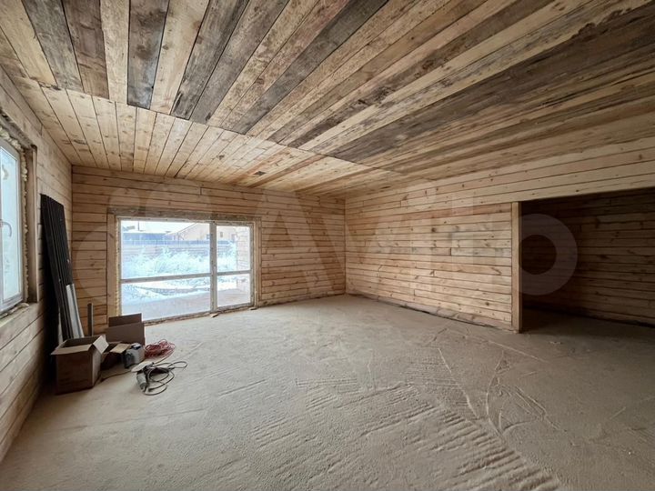 Дом 140 м² на участке 10 сот.