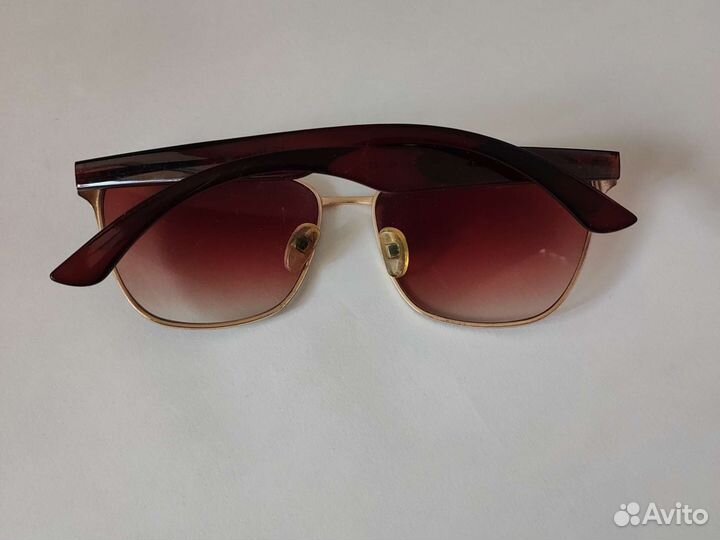 Солнцезащитные очки женские