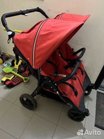 Коляска для двойни valco baby