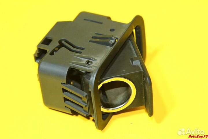 VW Phaeton Розетка 12V