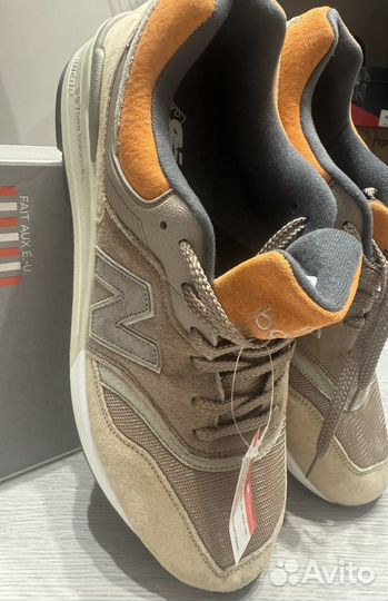 Кроссовки NB