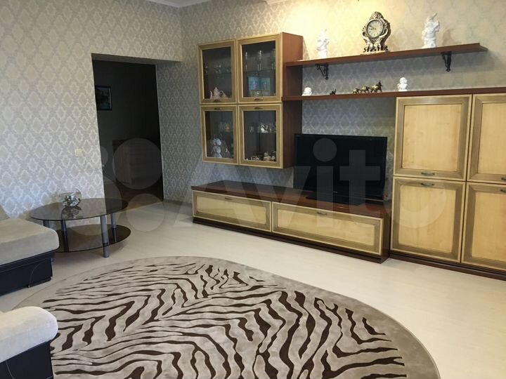 2-к. квартира, 69,1 м², 8/9 эт.