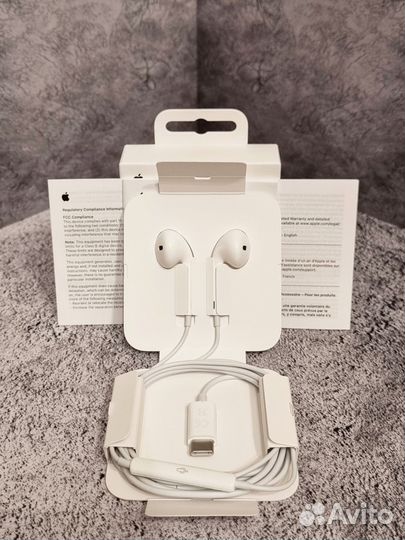 Наушники Apple EarPods USB-C для iPhone 15 (новые)