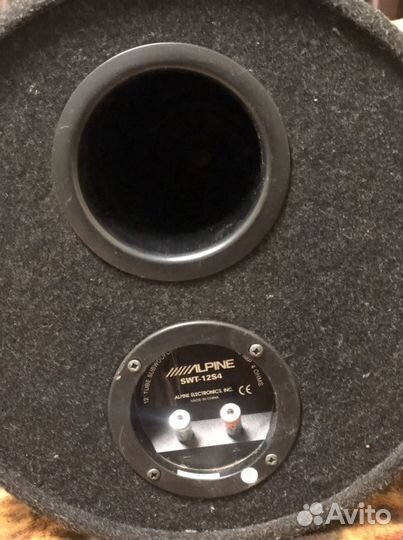 Сабвуфер с усилителем alpine swt 12s4