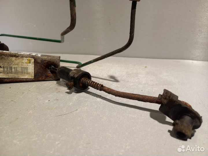 Распределитель тормозных усилий Renault Sandero