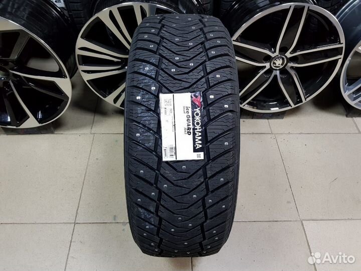 Yokohama Ice Guard IG65 215/60 R17