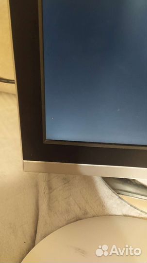 Монитор LG Flatron L1720B