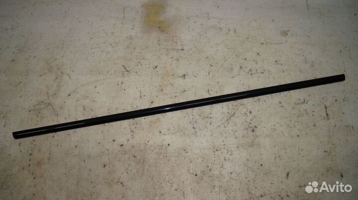 Молдинг стекла RR BMW 520i F11