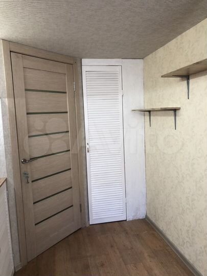 Комната 14 м² в 5-к., 2/5 эт.